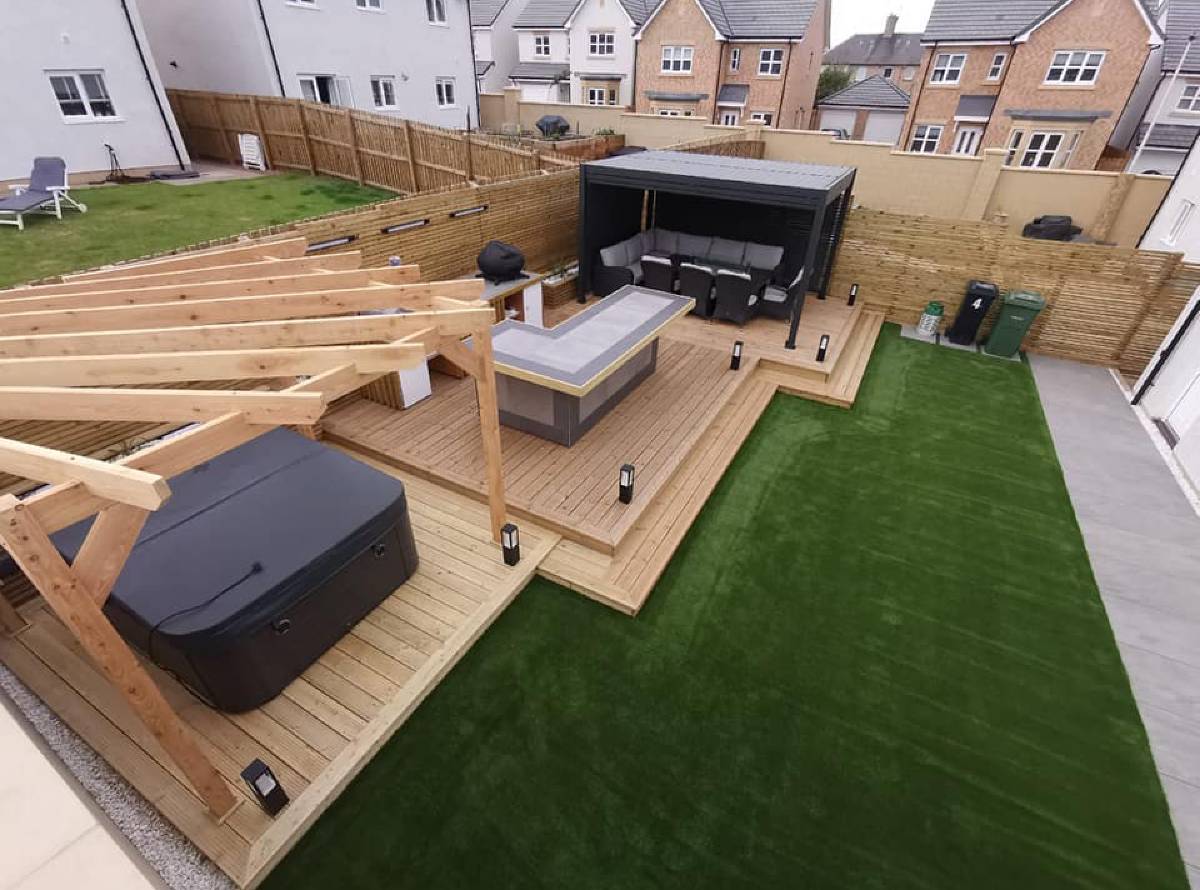 Landscaping in Edinburgh and the Lothians. Landscaping in Edinburgh and the Lothians.